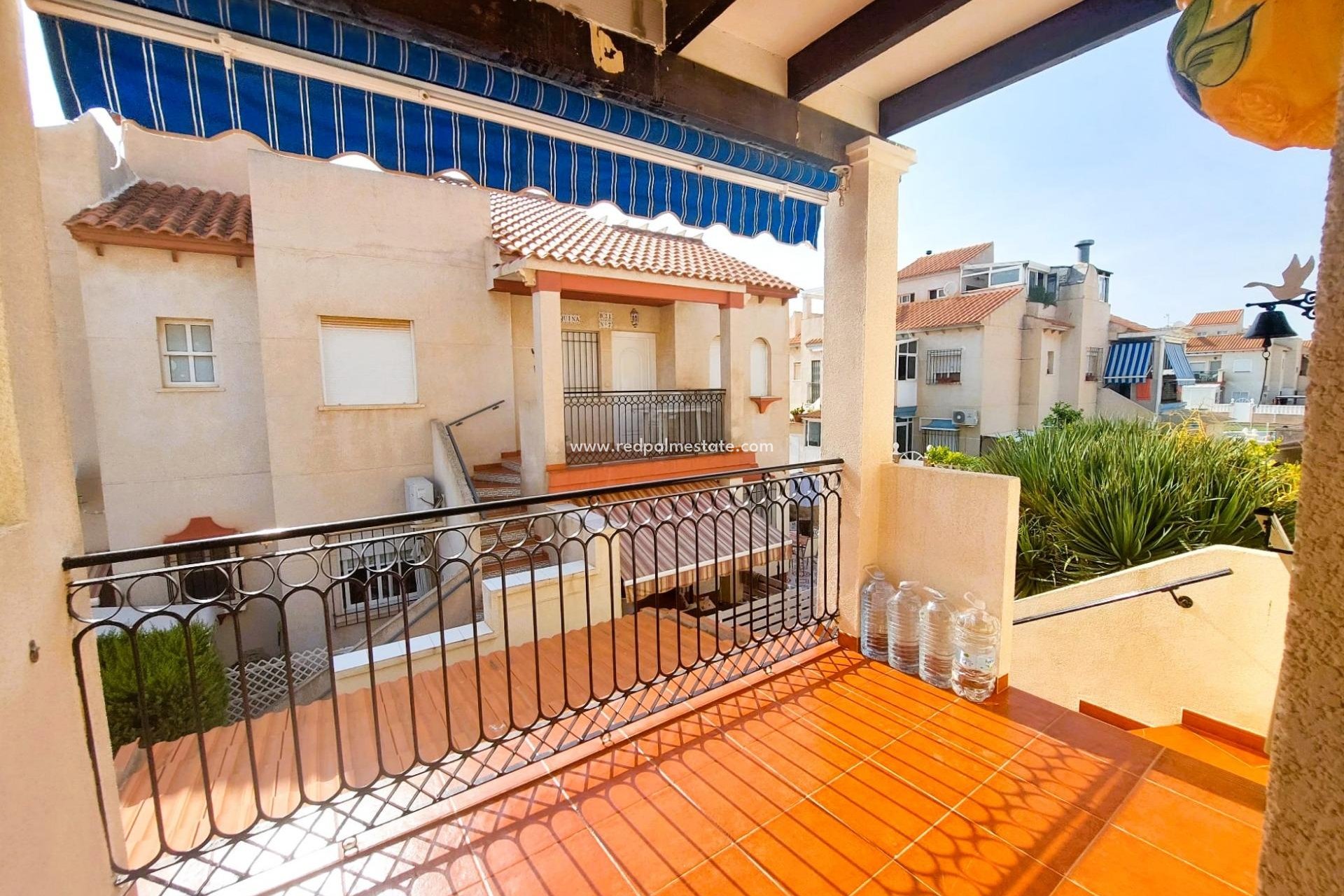 Reventa - Bungalow -
Orihuela Costa - Playa Flamenca