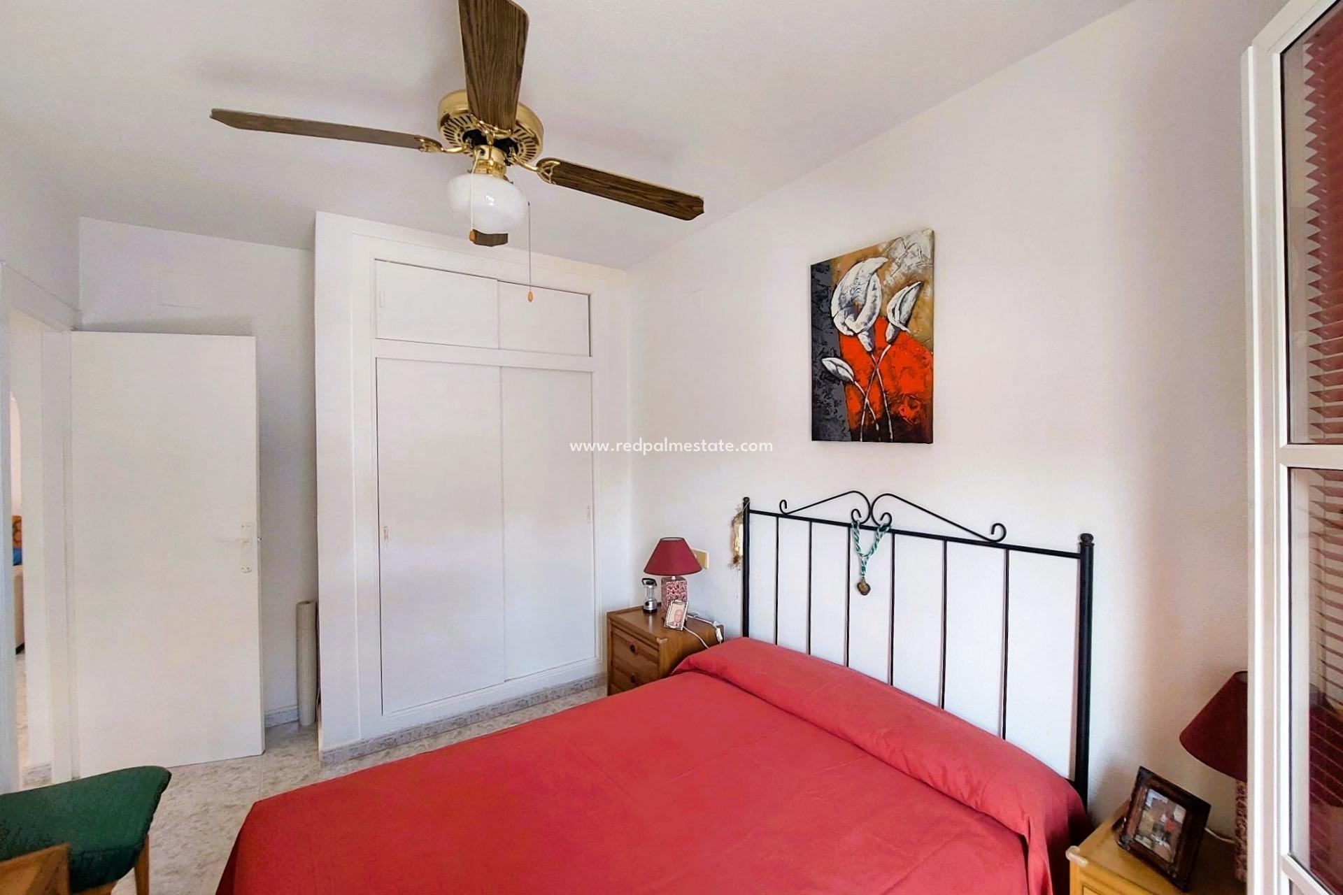 Reventa - Bungalow -
Orihuela Costa - Playa Flamenca
