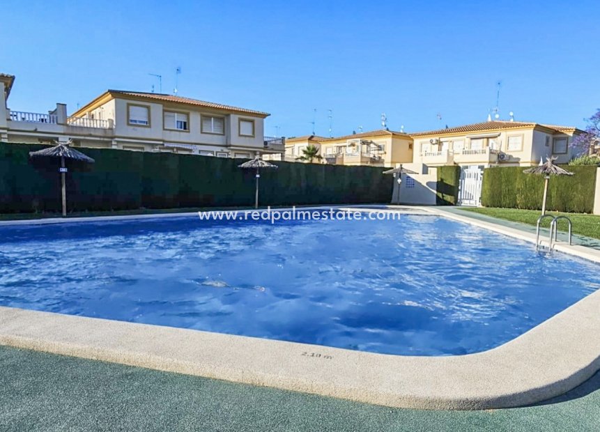 Reventa - Bungalow -
Orihuela Costa - Playa Flamenca