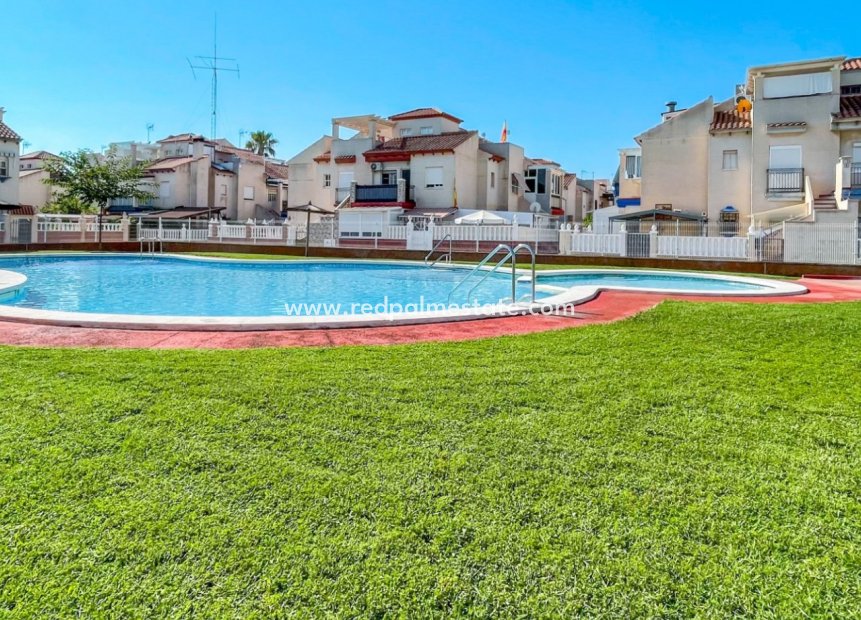Reventa - Bungalow -
Orihuela Costa