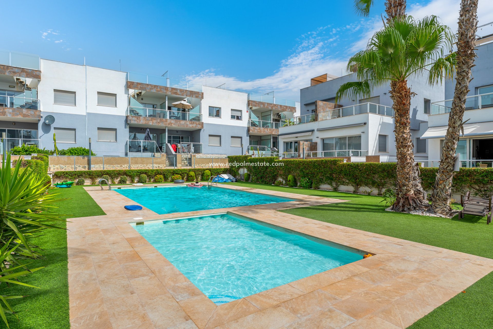 Reventa - Bungalow -
Orihuela Costa
