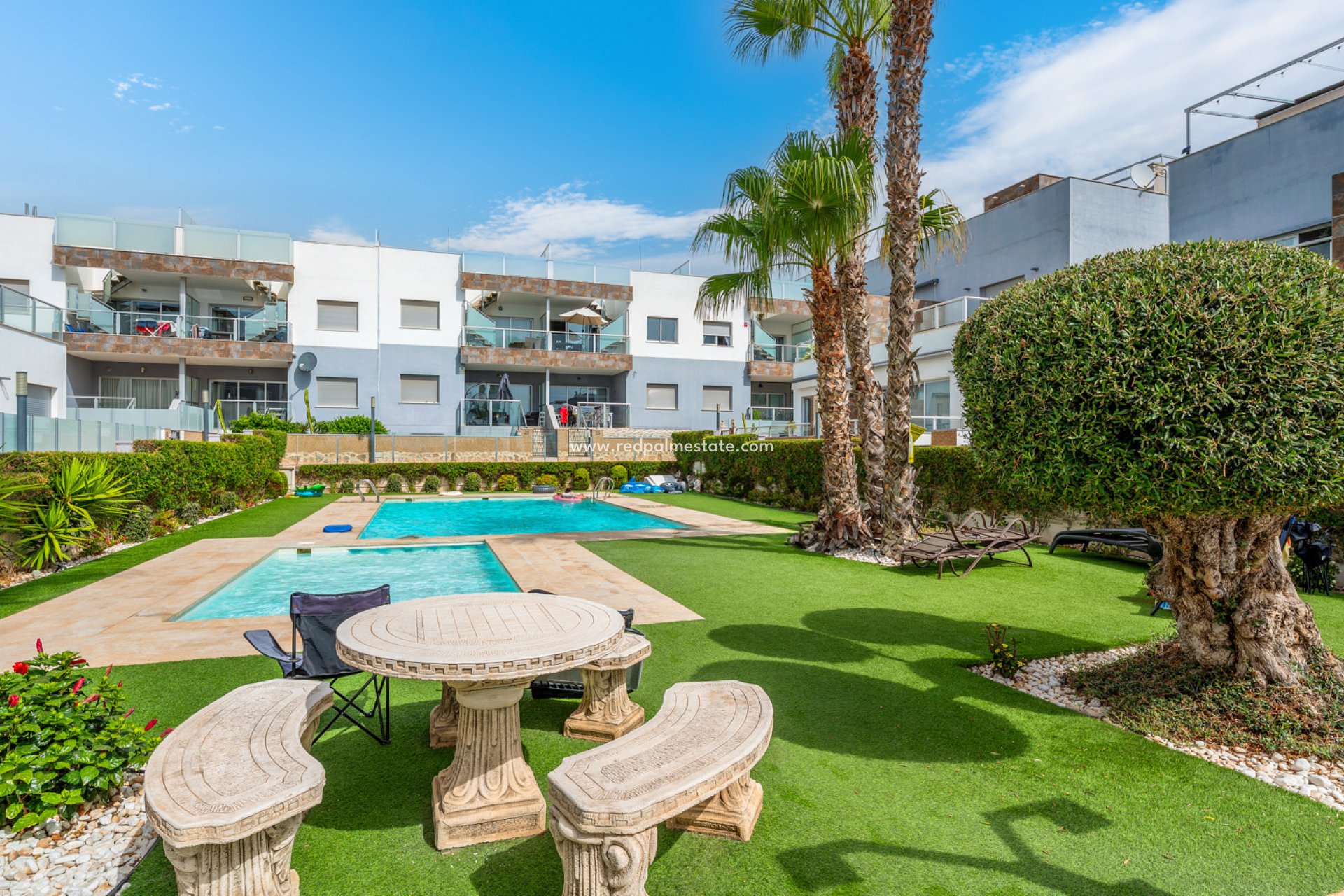 Reventa - Bungalow -
Orihuela Costa