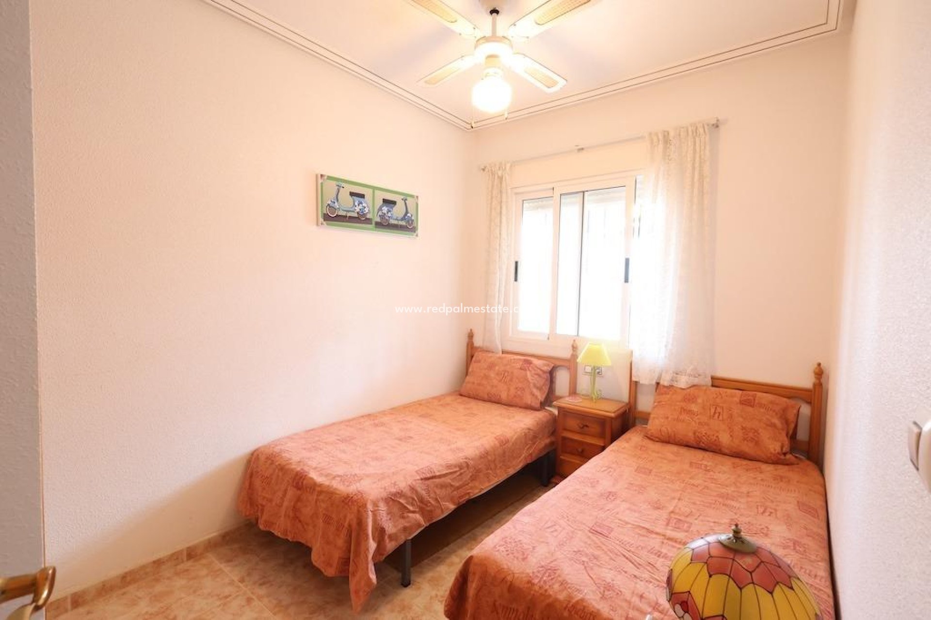 Reventa - Bungalow -
Orihuela Costa