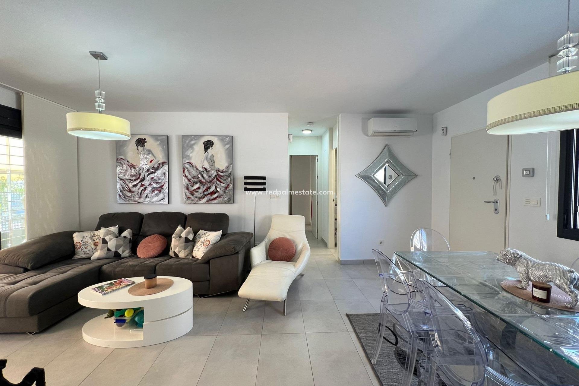 Reventa - Bungalow -
Pilar de la Horadada - Torre de la Horadada