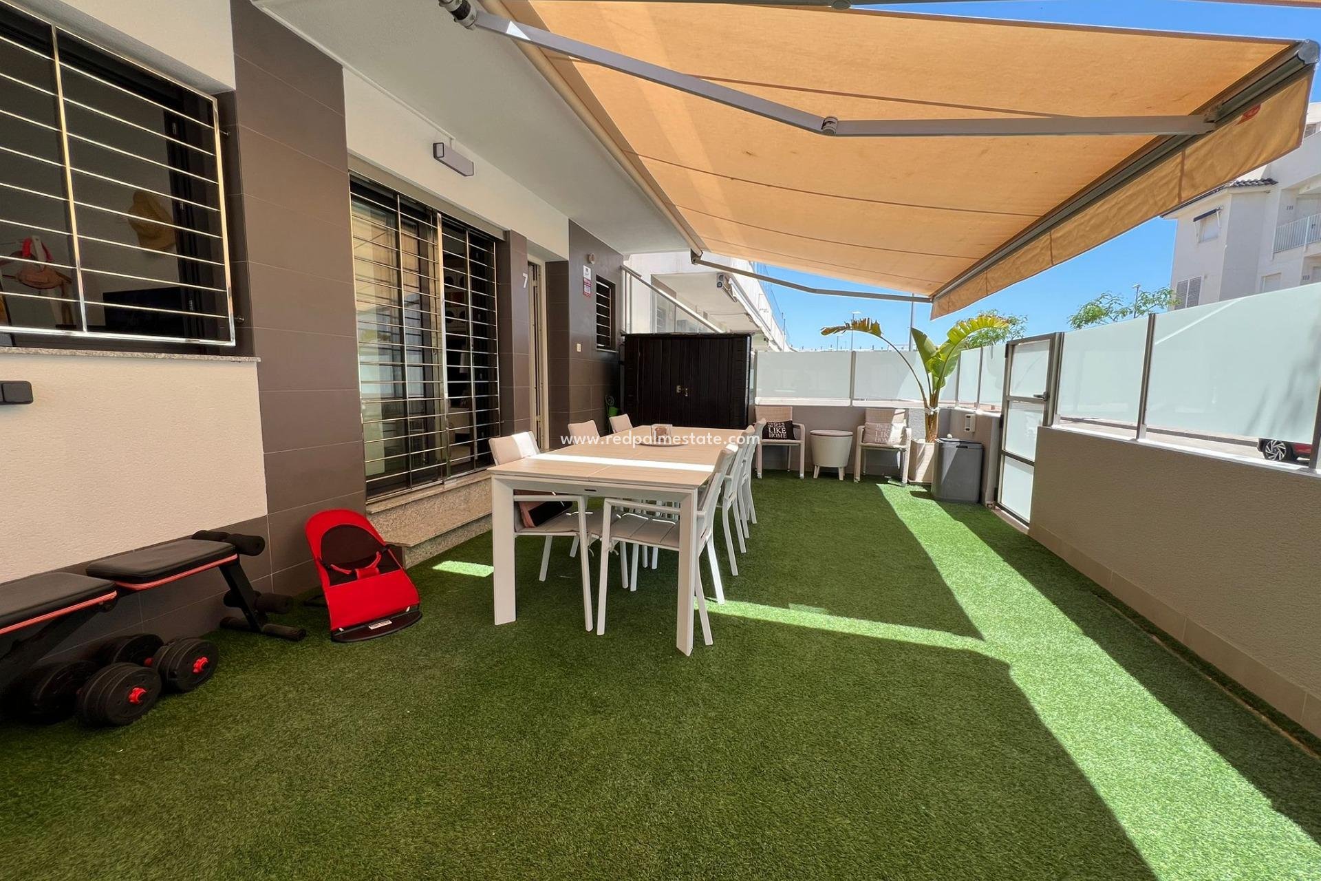 Reventa - Bungalow -
Pilar de la Horadada - Torre de la Horadada