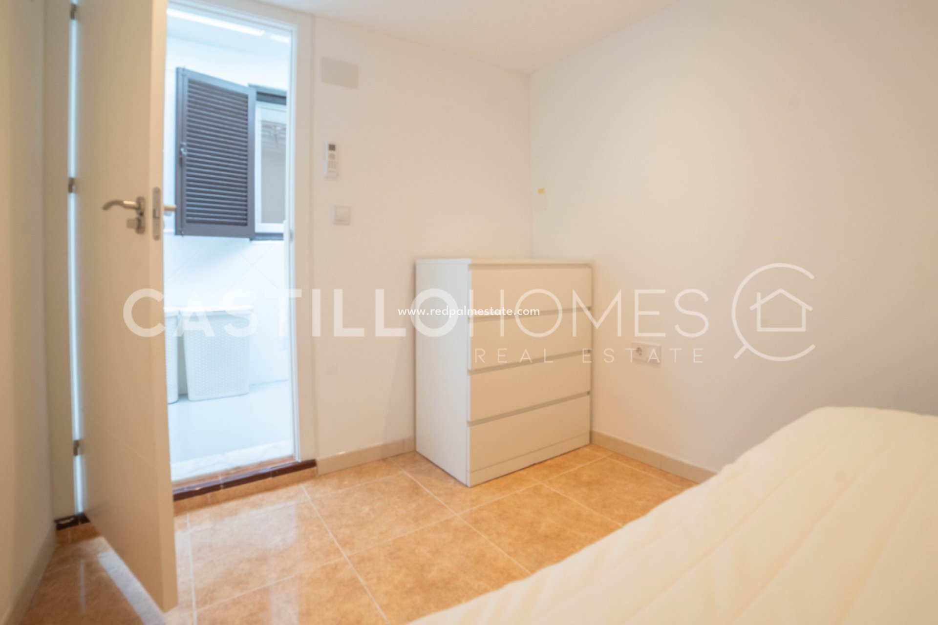 Reventa - Bungalow -
Torrevieja - Aguas Nueva