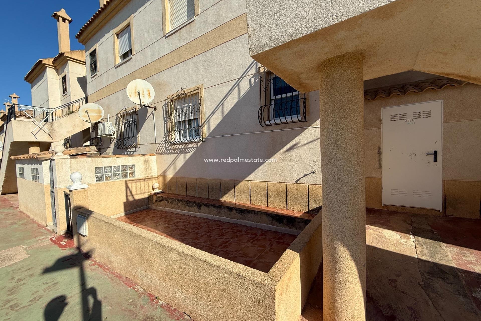 Reventa - Bungalow -
Torrevieja - Aguas Nueva