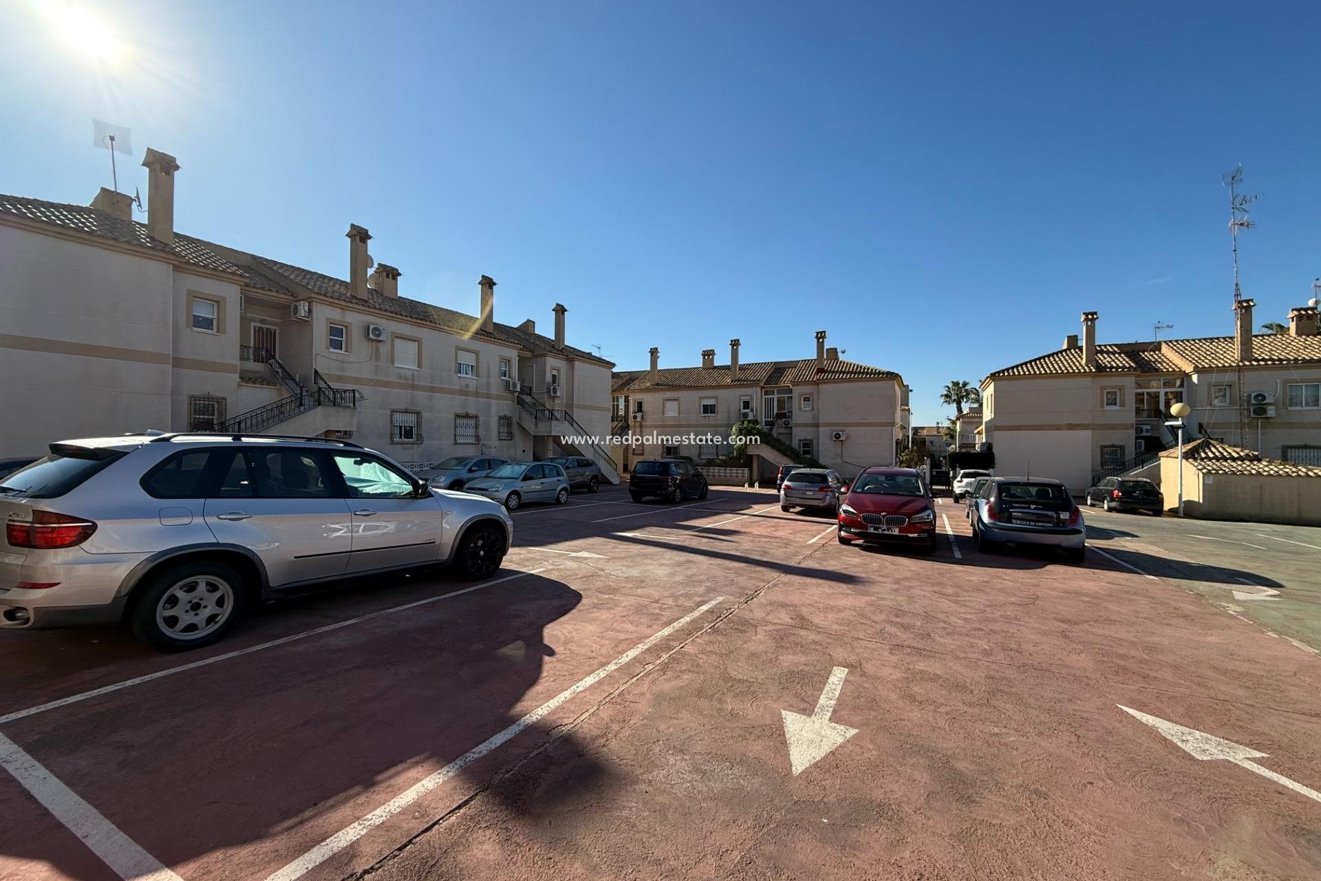 Reventa - Bungalow -
Torrevieja - Aguas Nueva
