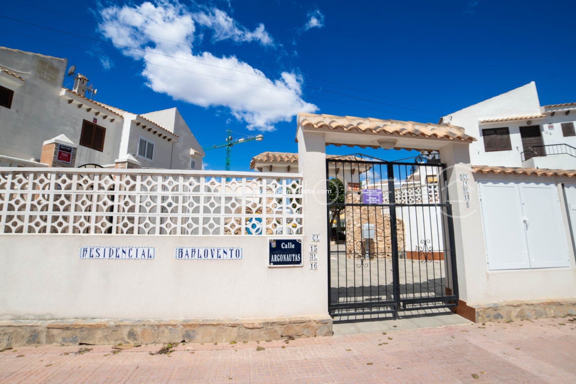 Reventa - Bungalow -
Torrevieja - Aguas Nueva