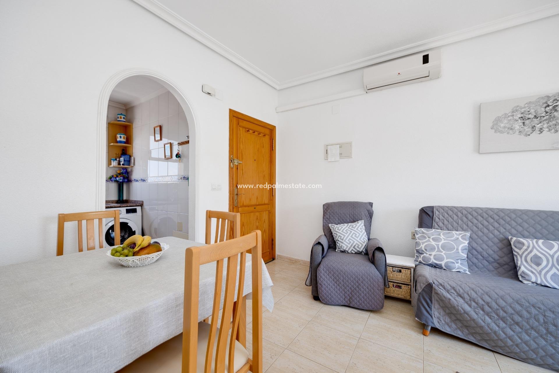 Reventa - Bungalow -
Torrevieja - Aguas Nueva