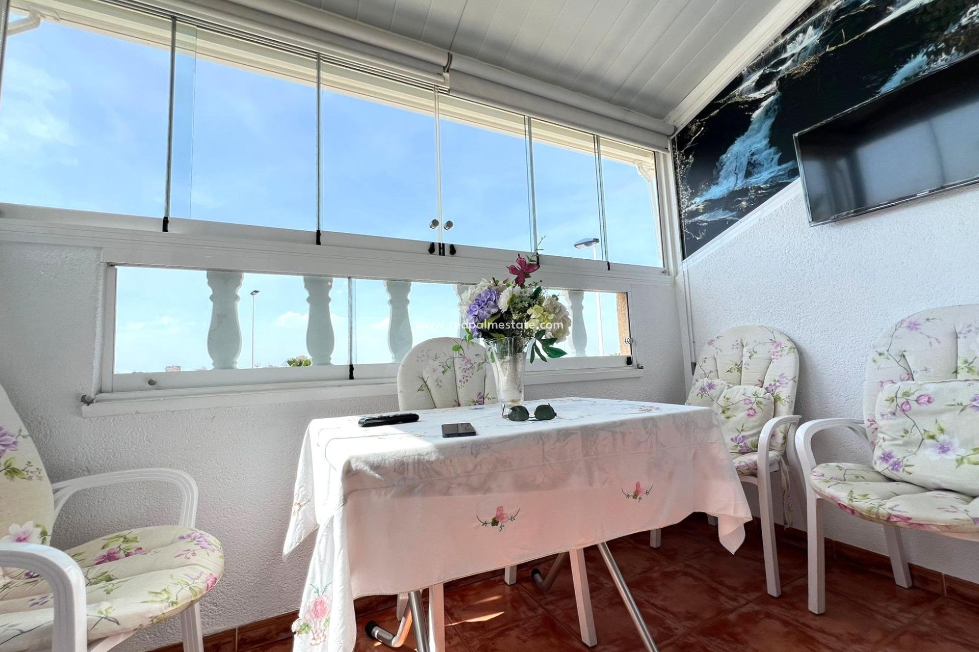 Reventa - Bungalow -
Torrevieja - Aguas Nuevas