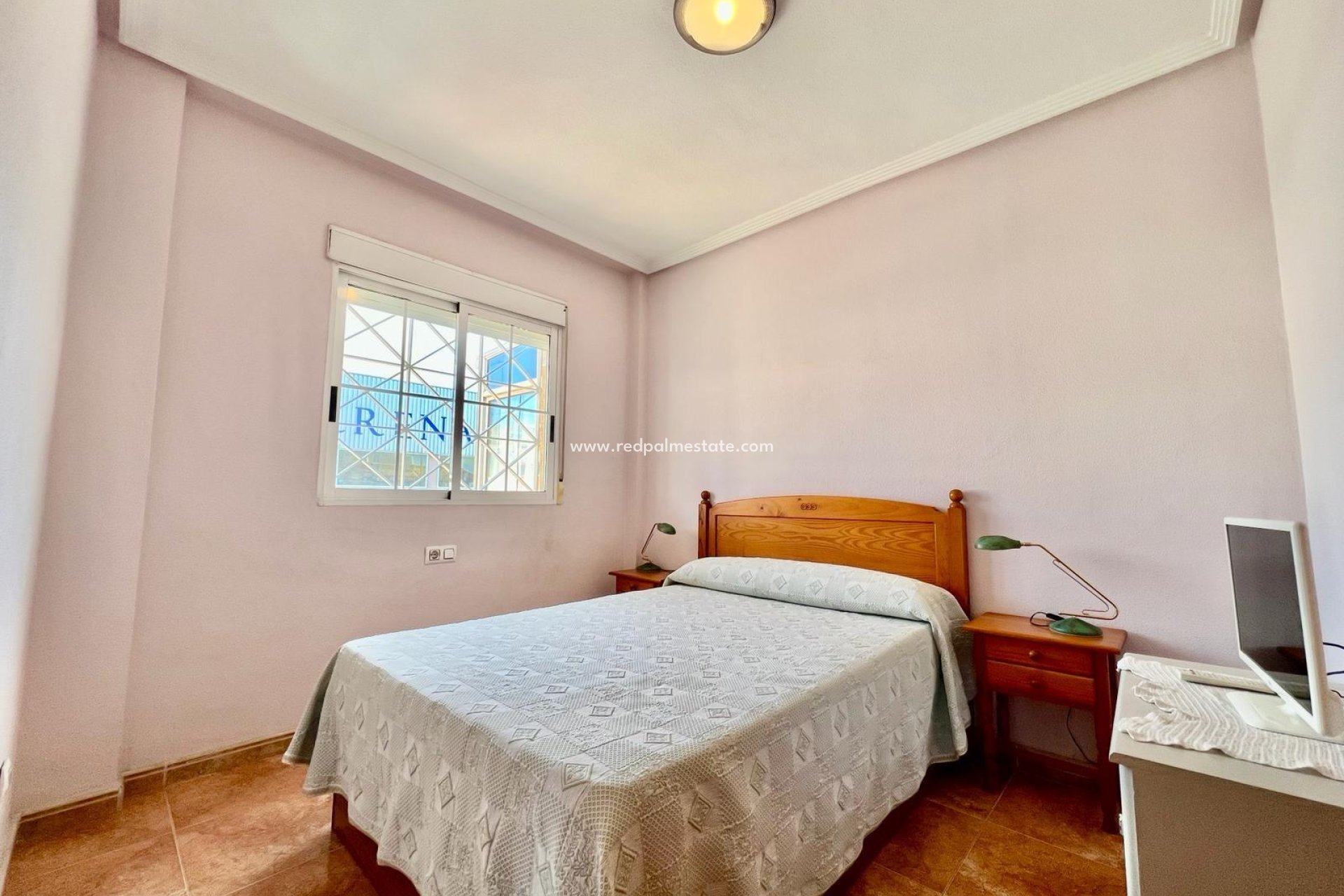 Reventa - Bungalow -
Torrevieja - Centro Torrevieja