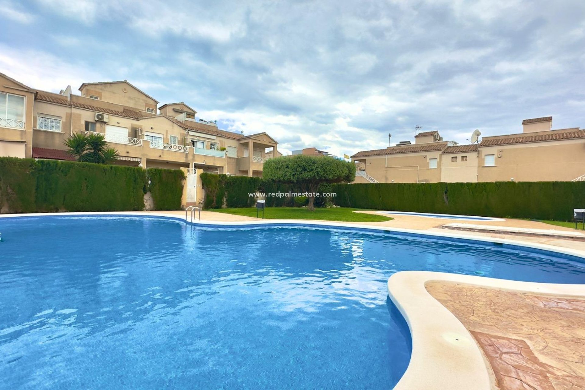 Reventa - Bungalow -
Torrevieja - Centro Torrevieja