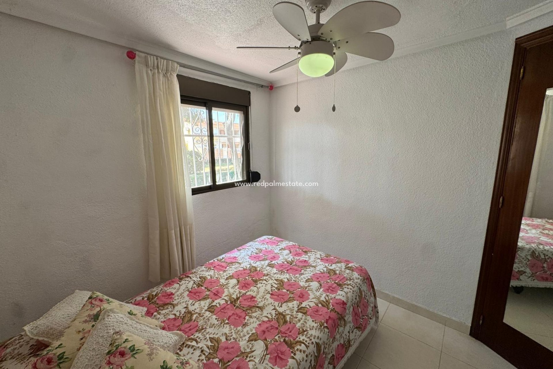 Reventa - Bungalow -
Torrevieja - El Acequión - Los Náufragos