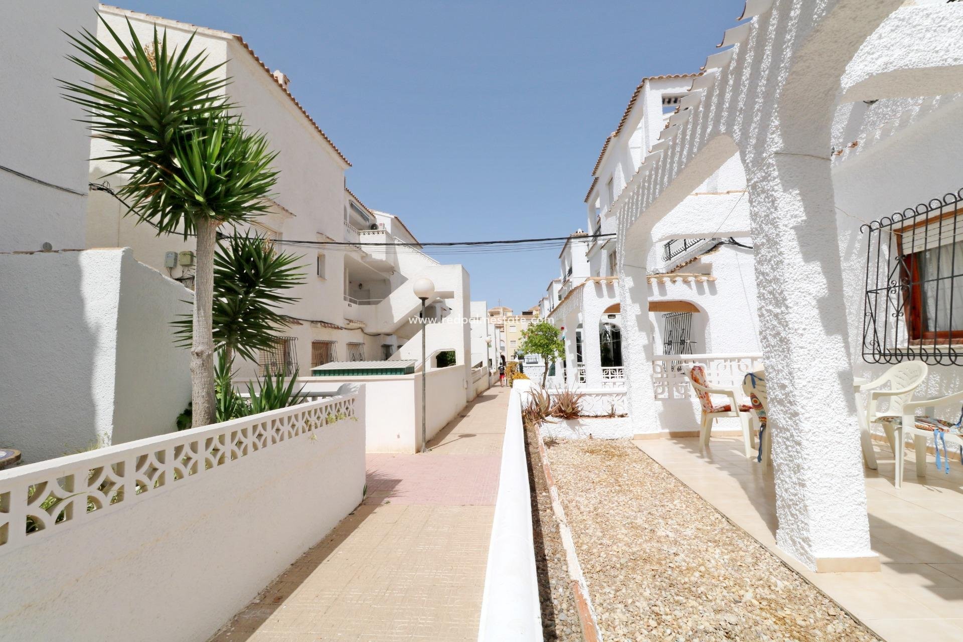 Reventa - Bungalow -
Torrevieja - El Acequión - Los Náufragos