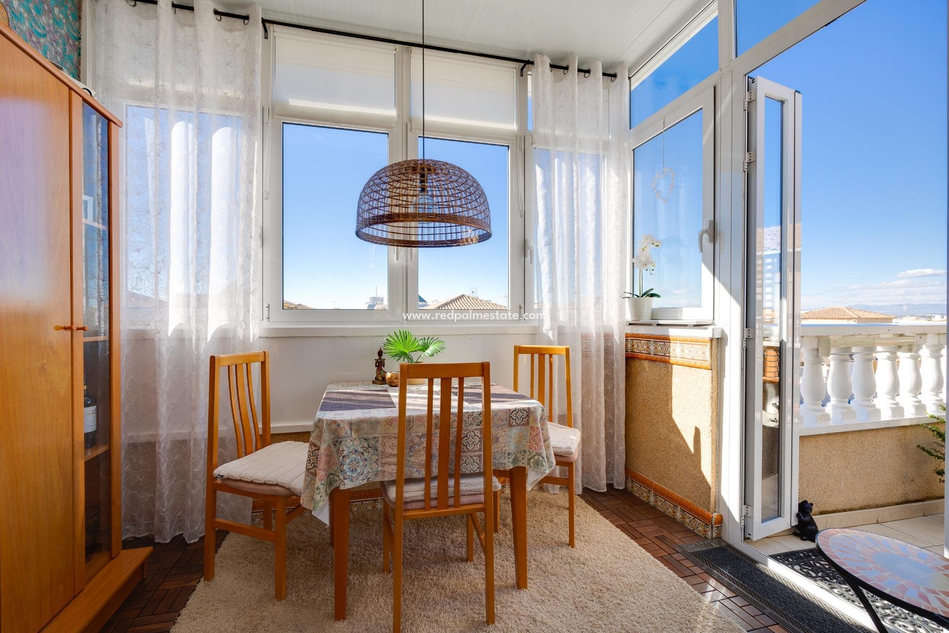 Reventa - Bungalow -
Torrevieja - El molino