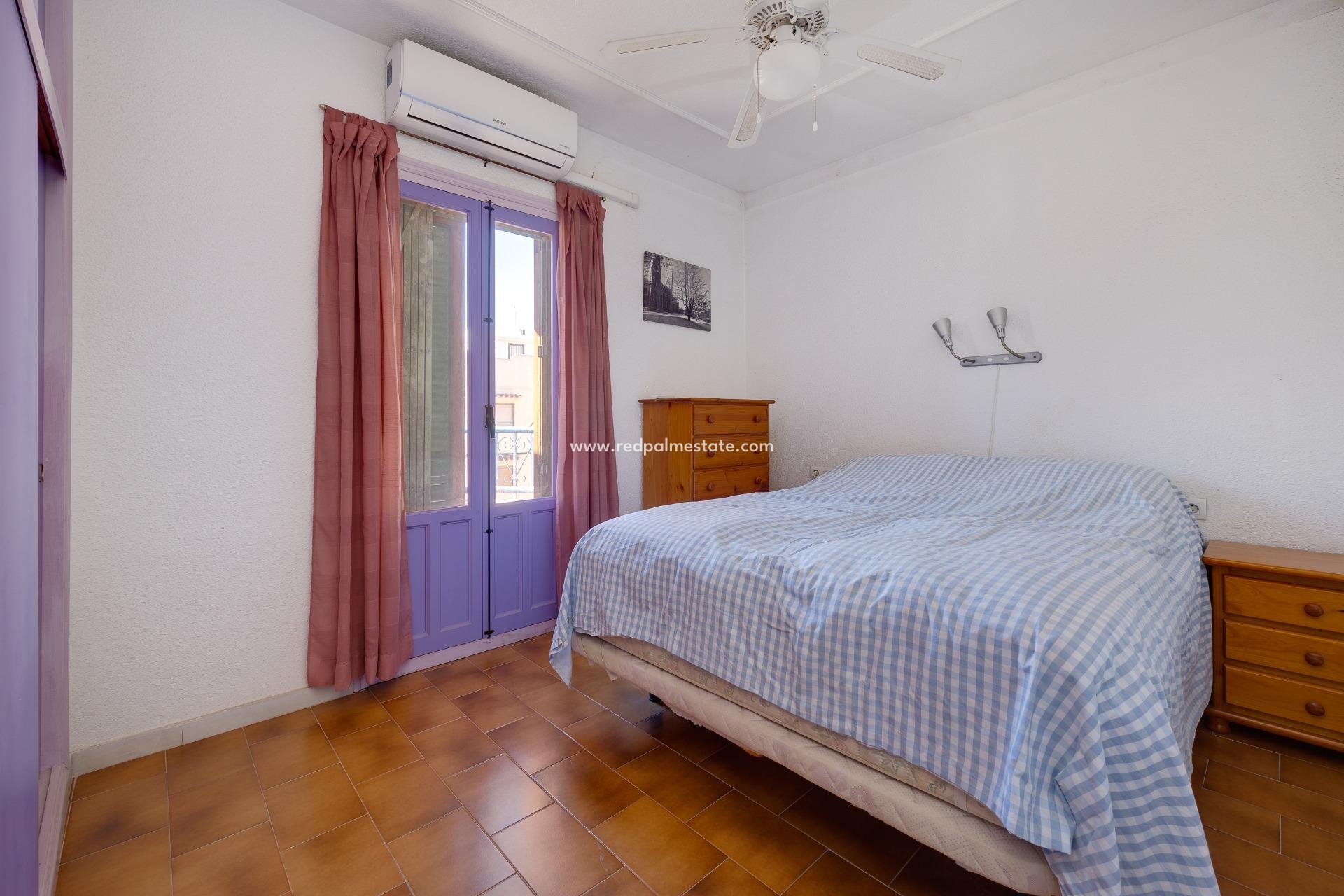Reventa - Bungalow -
Torrevieja - La Mata