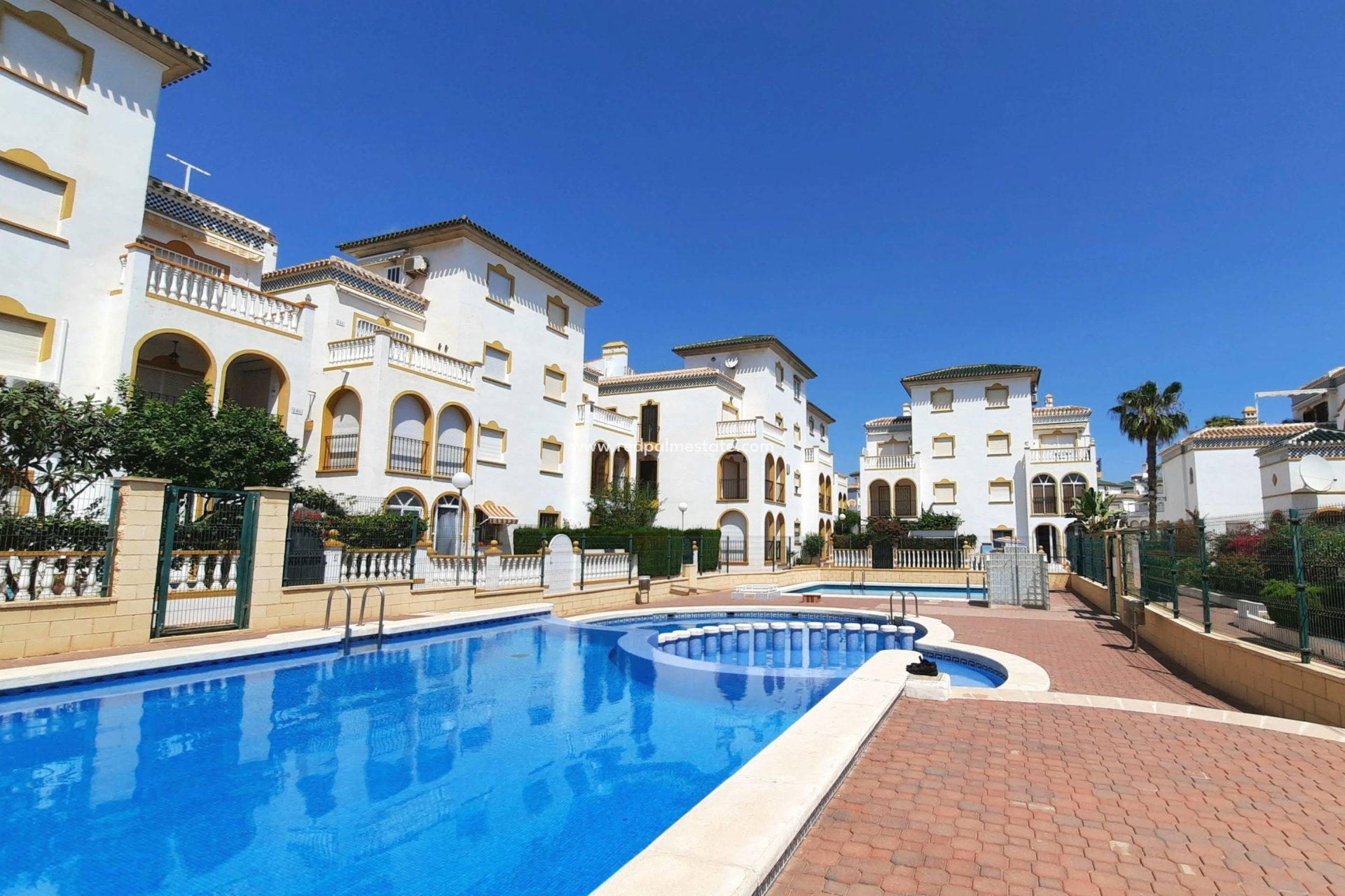Reventa - Bungalow -
Torrevieja - La Mata