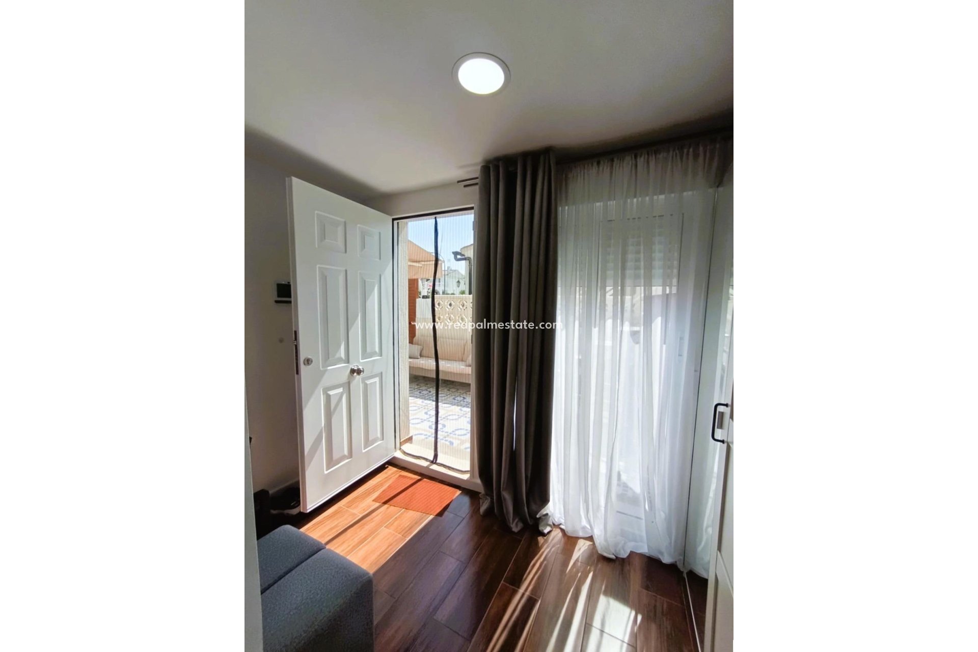 Reventa - Bungalow -
Torrevieja - La Siesta - El Salado - Torreta