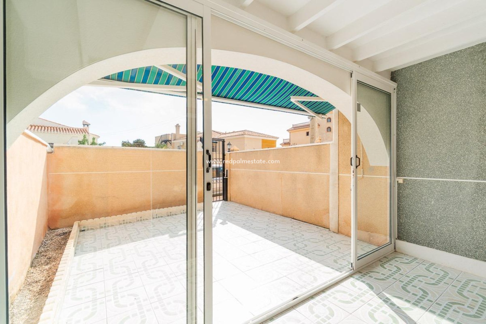 Reventa - Bungalow -
Torrevieja - La Siesta - El Salado - Torreta