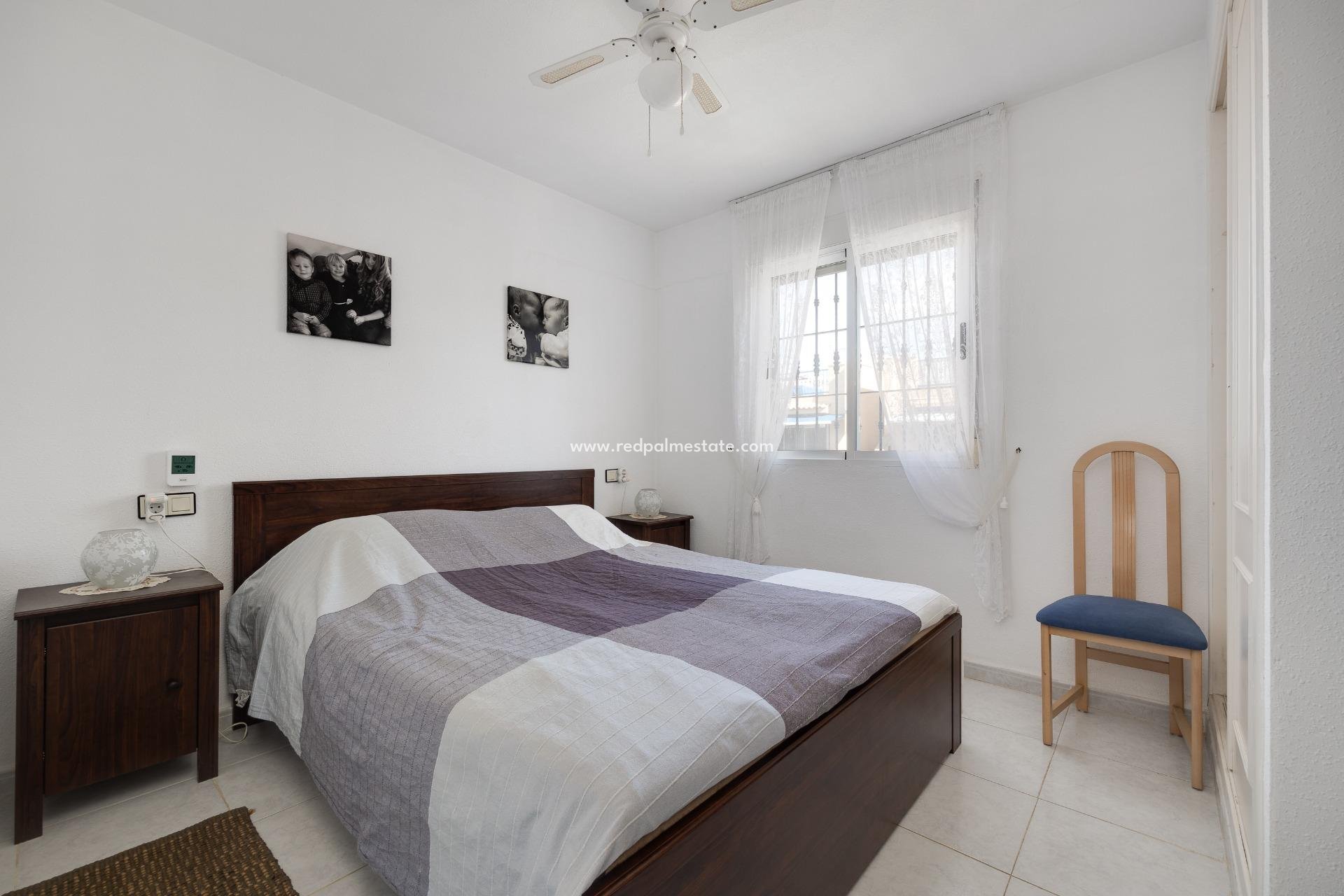 Reventa - Bungalow -
Torrevieja - La Siesta - El Salado - Torreta