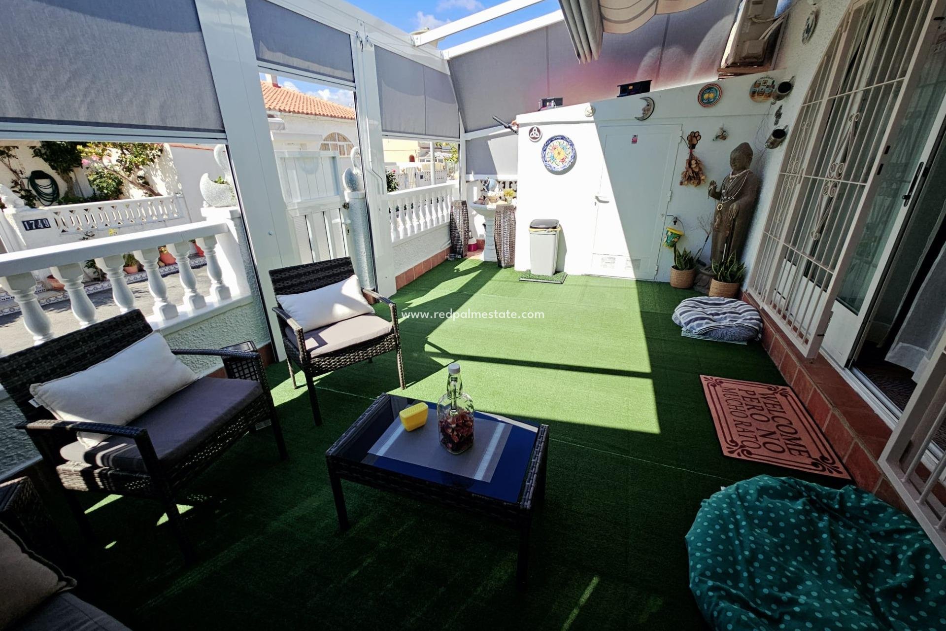 Reventa - Bungalow -
Torrevieja - La Siesta - El Salado -  Torreta