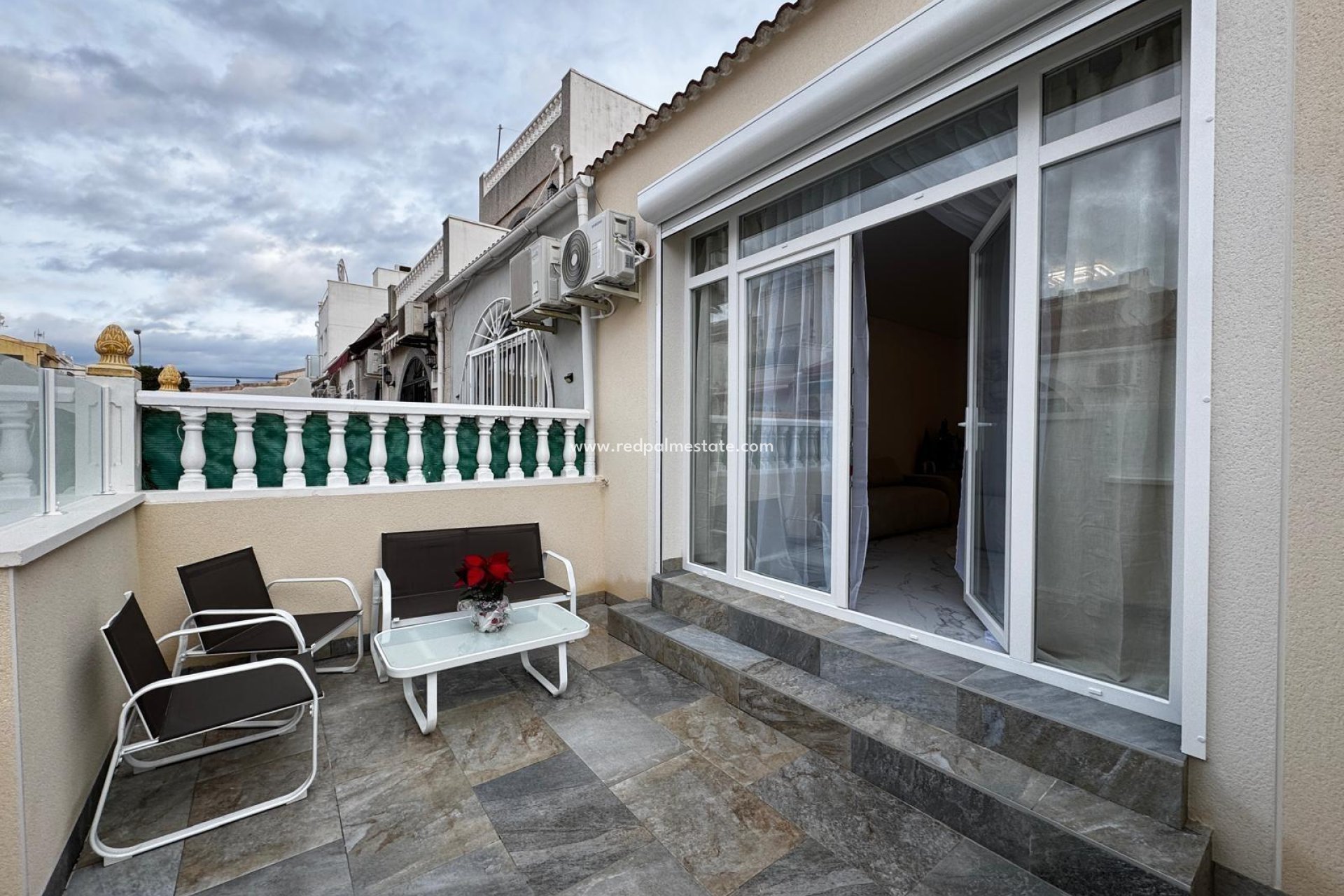 Reventa - Bungalow -
Torrevieja - La Siesta - El Salado -  Torreta