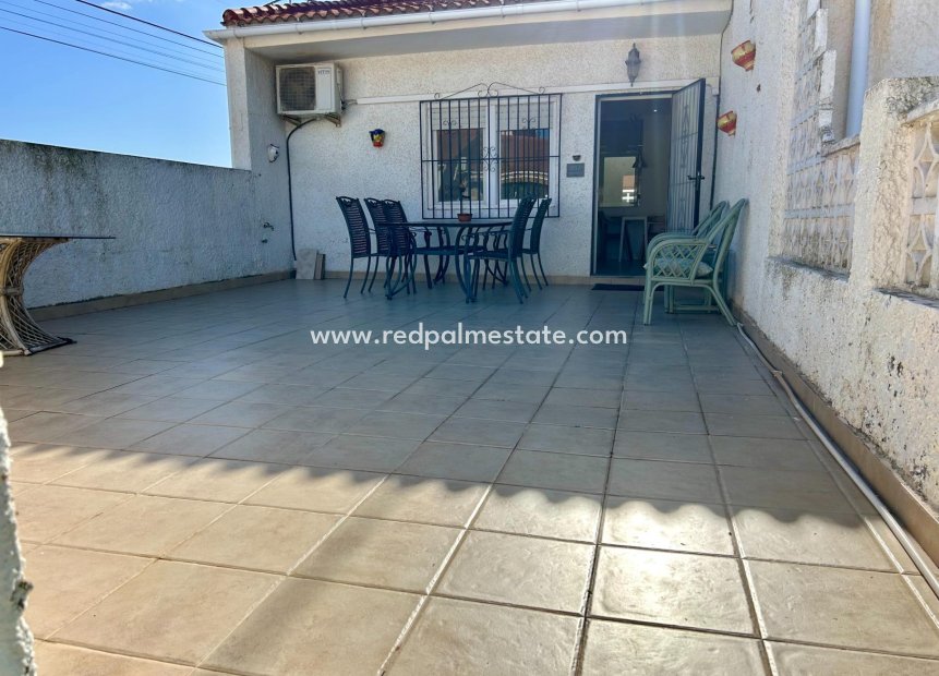Reventa - Bungalow -
Torrevieja - La Siesta - El Salado -  Torreta