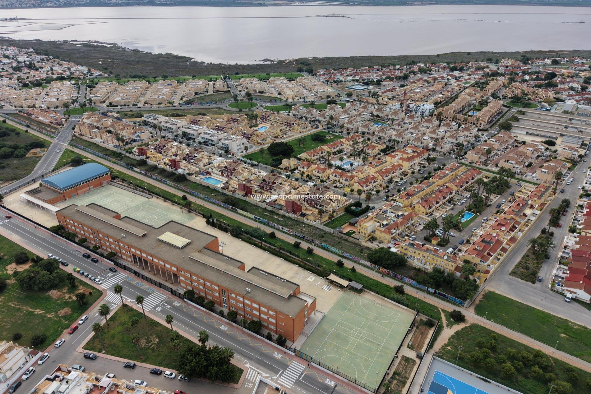 Reventa - Bungalow -
Torrevieja - La Siesta - El Salado -  Torreta