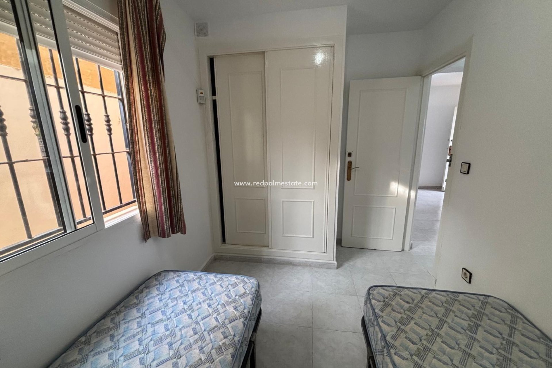 Reventa - Bungalow -
Torrevieja - La Siesta - El Salado - Torreta