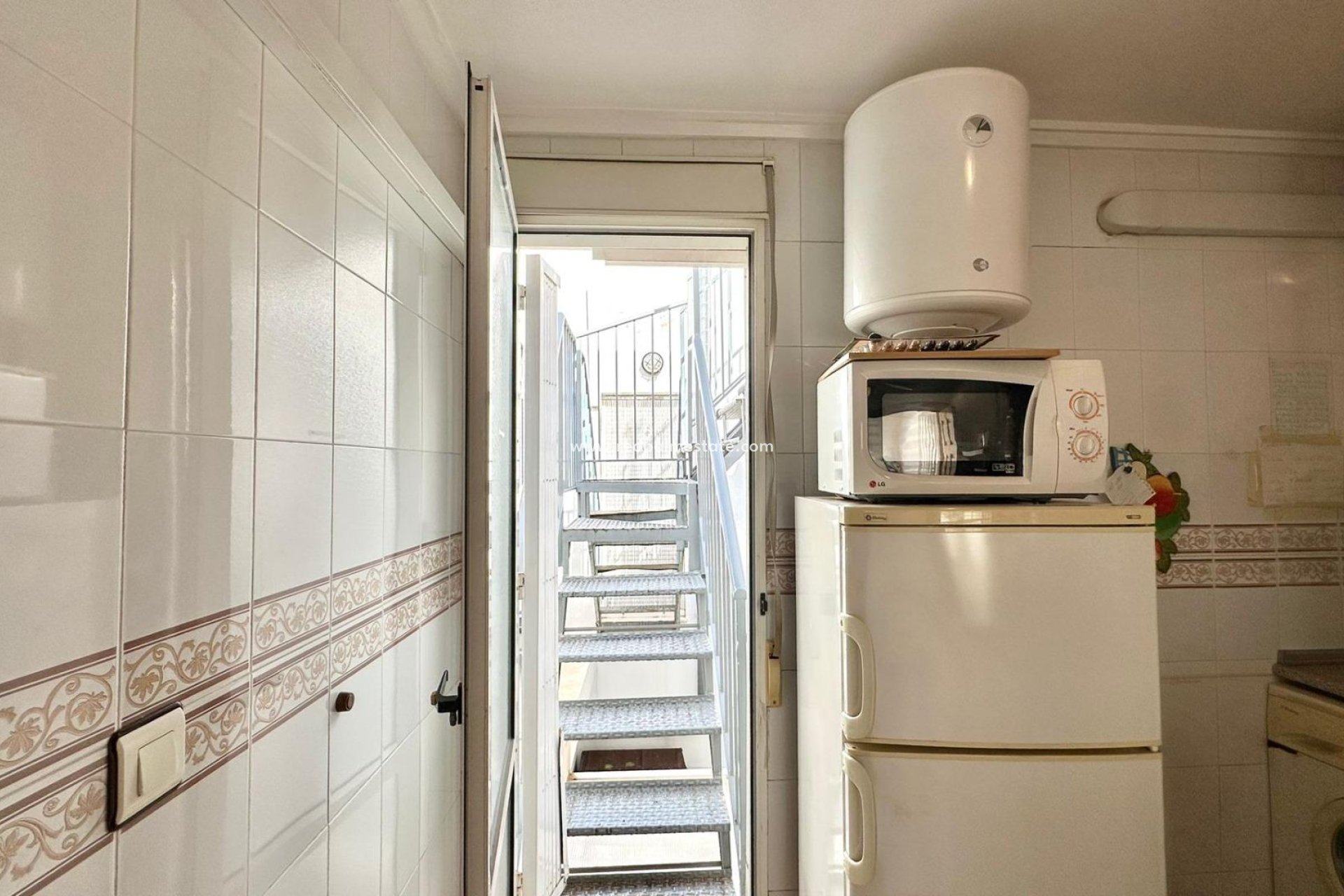 Reventa - Bungalow -
Torrevieja - La Siesta - El Salado -  Torreta