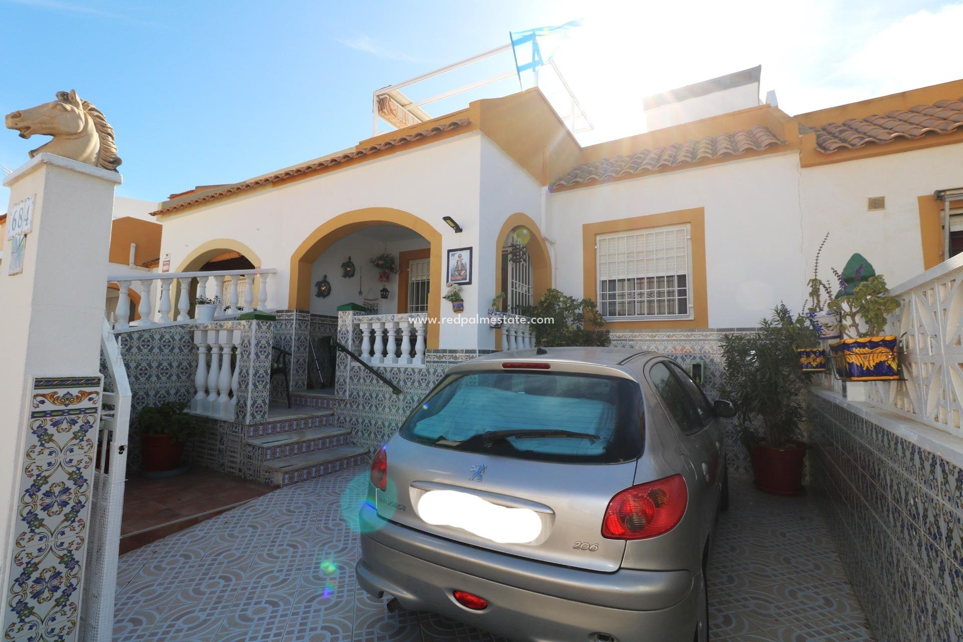 Reventa - Bungalow -
Torrevieja - La Siesta - El Salado -  Torreta