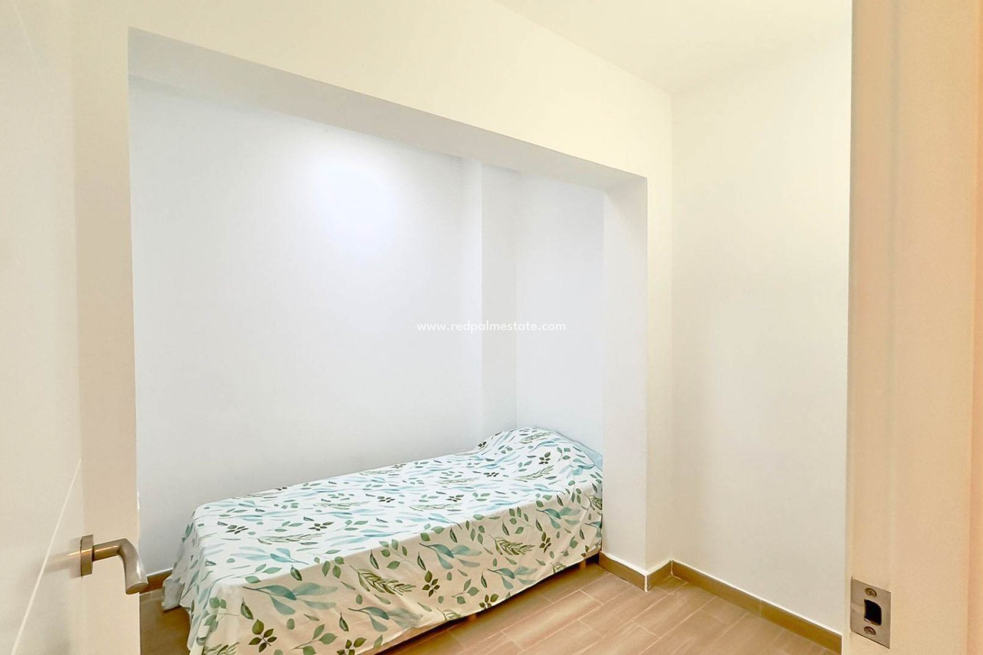 Reventa - Bungalow -
Torrevieja - La Siesta - El Salado - Torreta