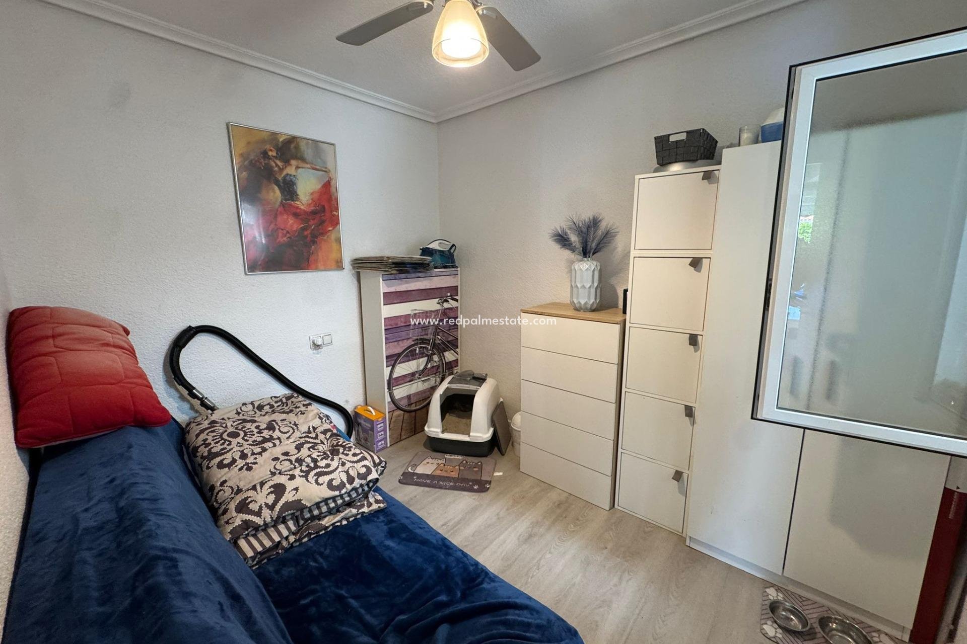 Reventa - Bungalow -
Torrevieja - La Siesta - El Salado - Torreta