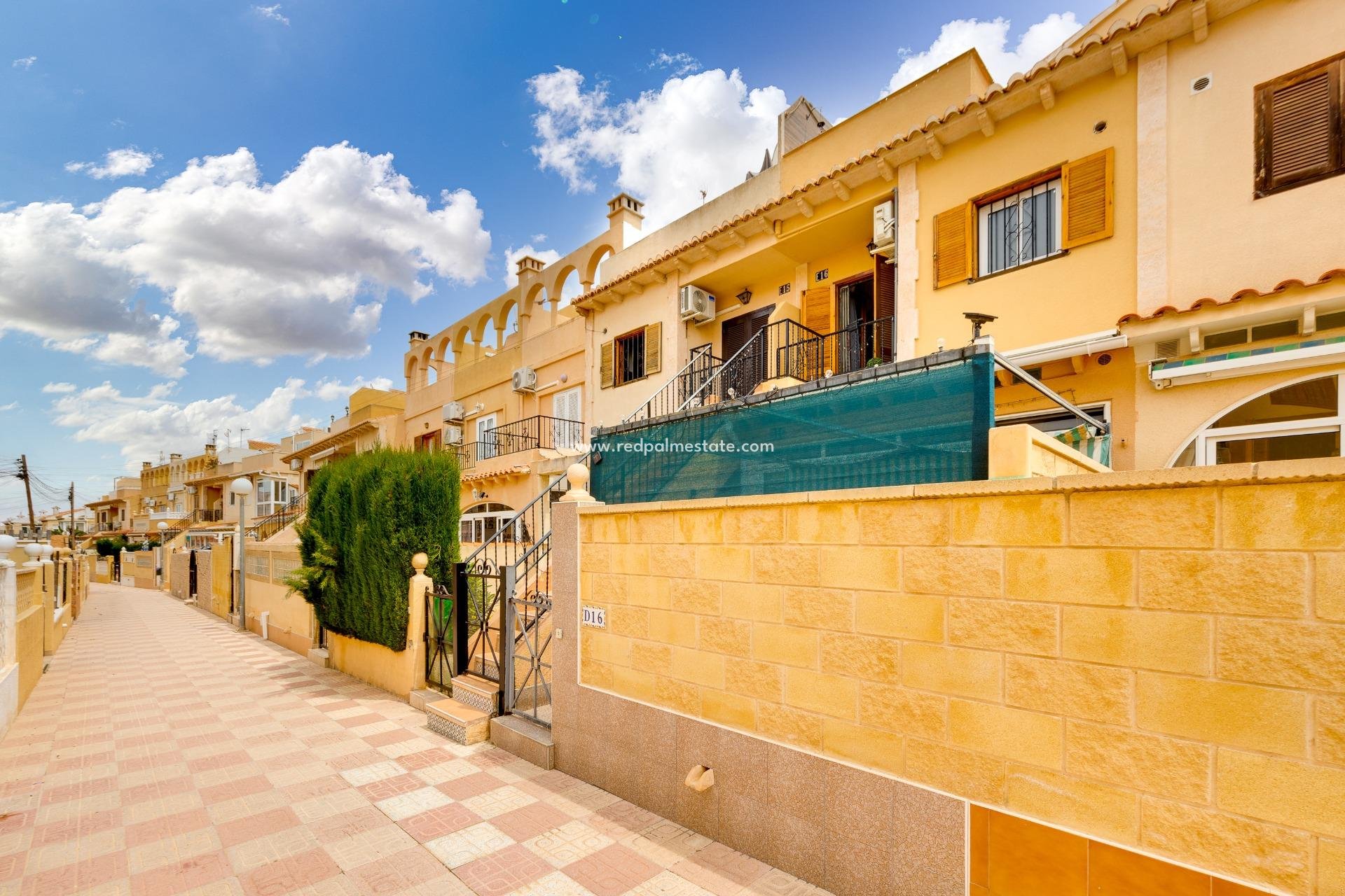 Reventa - Bungalow -
Torrevieja - La Siesta - El Salado - Torreta
