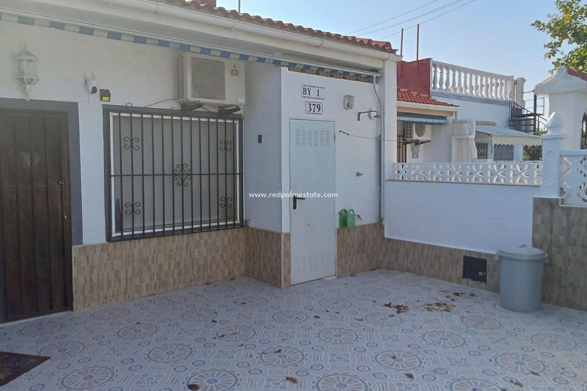 Reventa - Bungalow -
Torrevieja - La Siesta - El Salado - Torreta