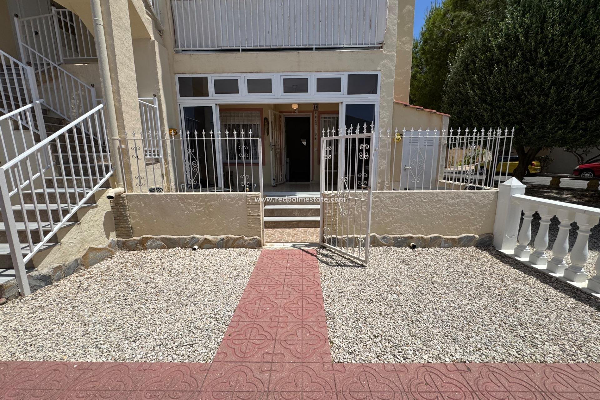 Reventa - Bungalow -
Torrevieja - La Siesta - El Salado - Torreta
