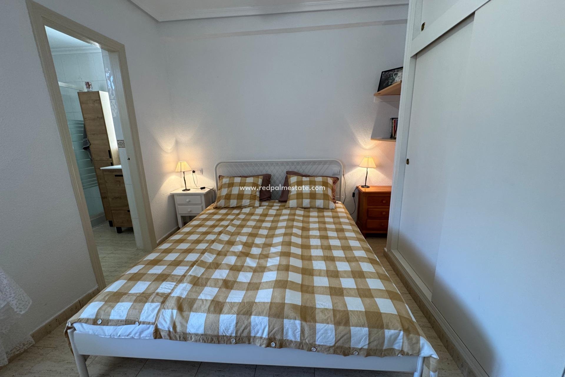 Reventa - Bungalow -
Torrevieja - La Siesta - El Salado - Torreta