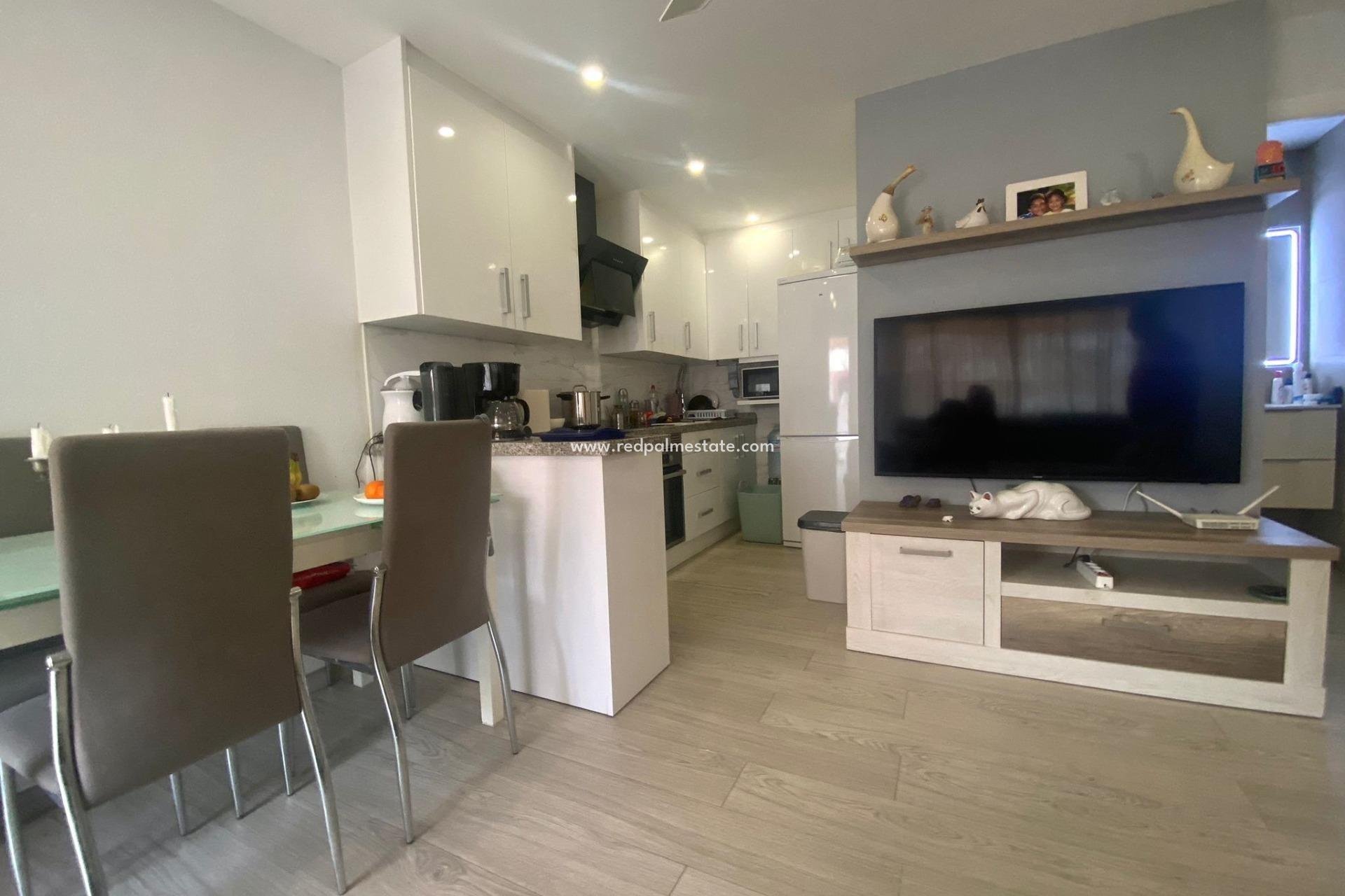 Reventa - Bungalow -
Torrevieja - Los altos