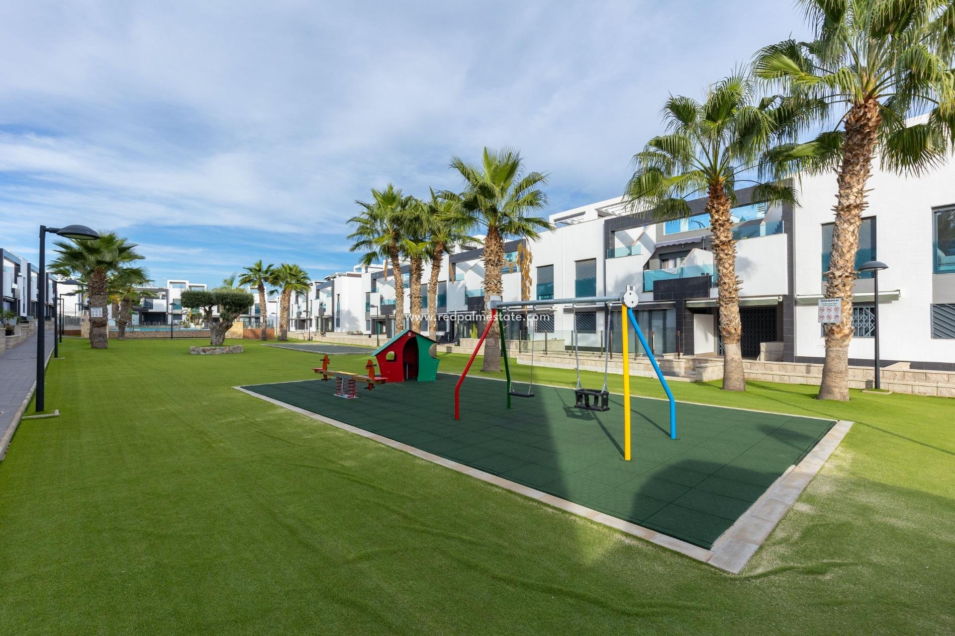 Reventa - Bungalow -
Torrevieja - Los balcones