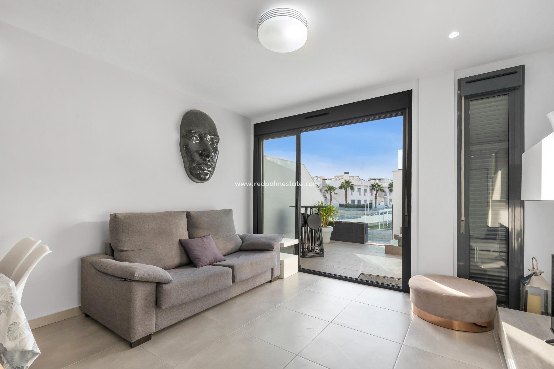 Reventa - Bungalow -
Torrevieja - Los balcones