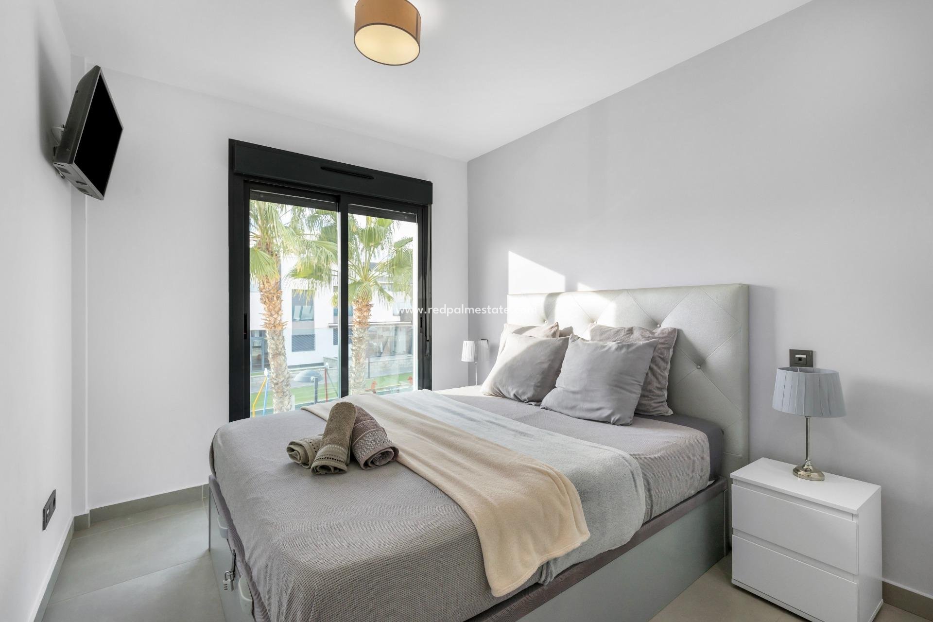 Reventa - Bungalow -
Torrevieja - Los balcones
