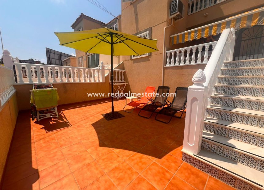 Reventa - Bungalow -
Torrevieja - Nueva Torrevieja - Aguas Nuevas