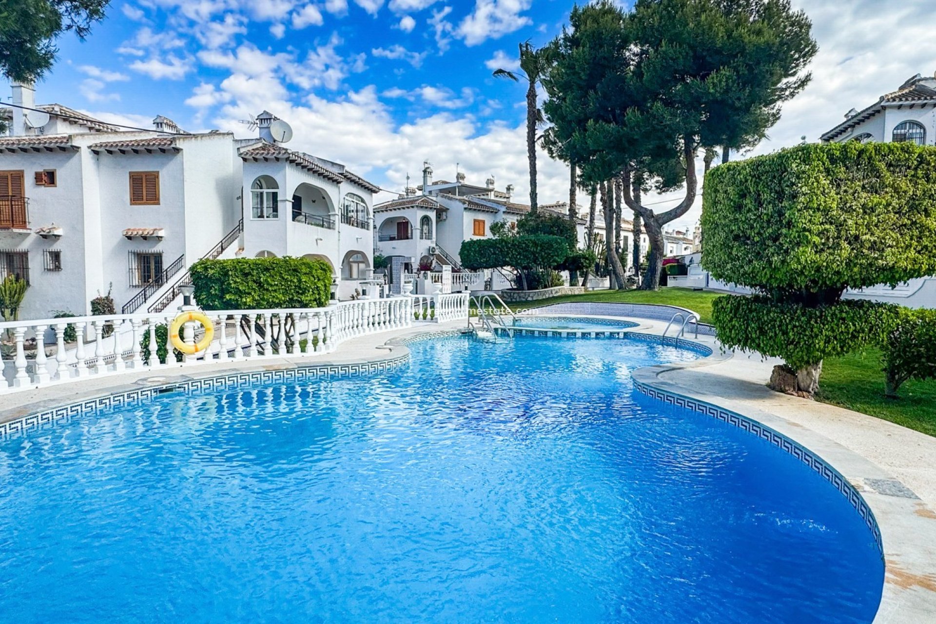Reventa - Bungalow -
Torrevieja - Nueva Torrevieja - Aguas Nuevas