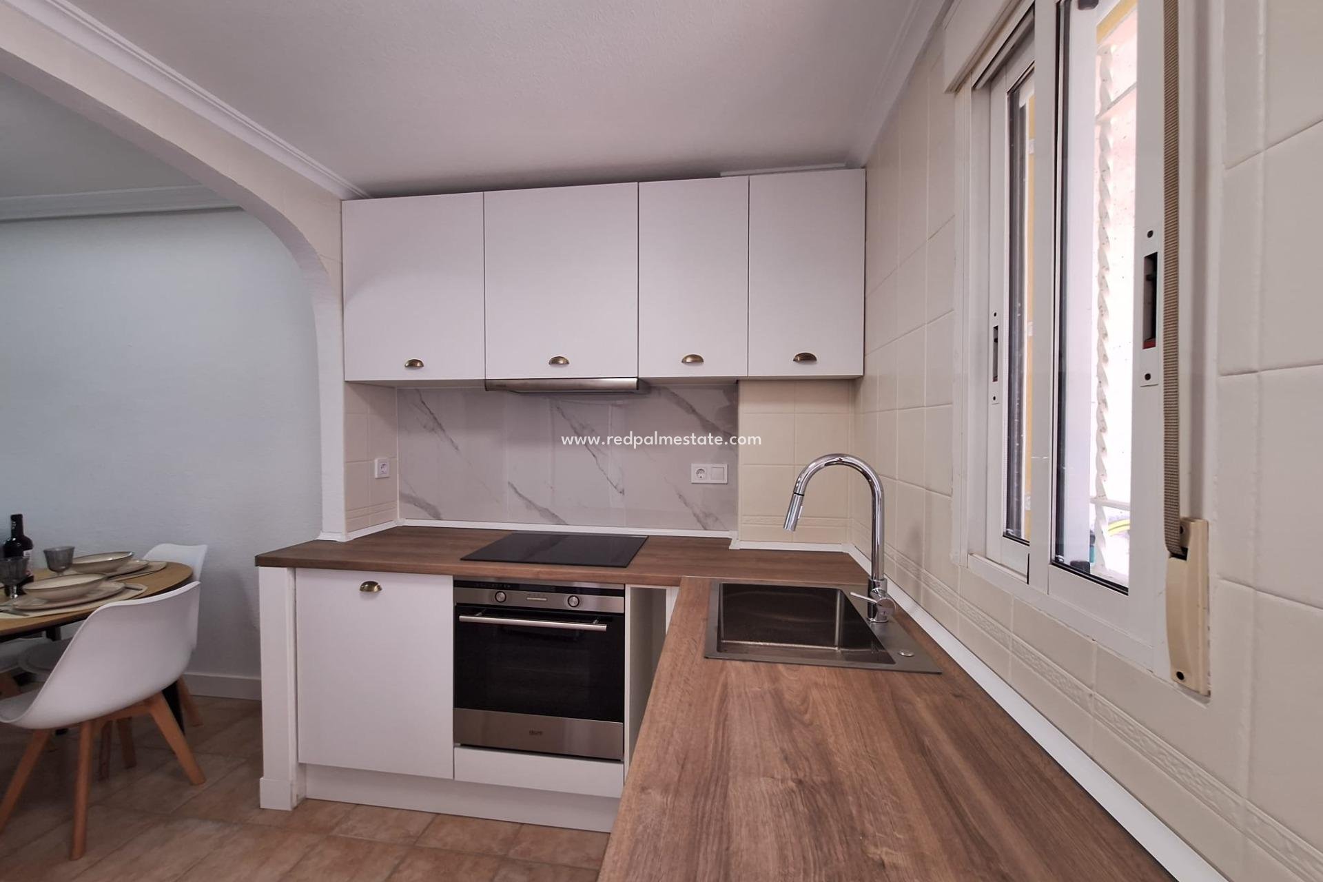 Reventa - Bungalow -
Torrevieja - Nueva Torrevieja - Aguas Nuevas