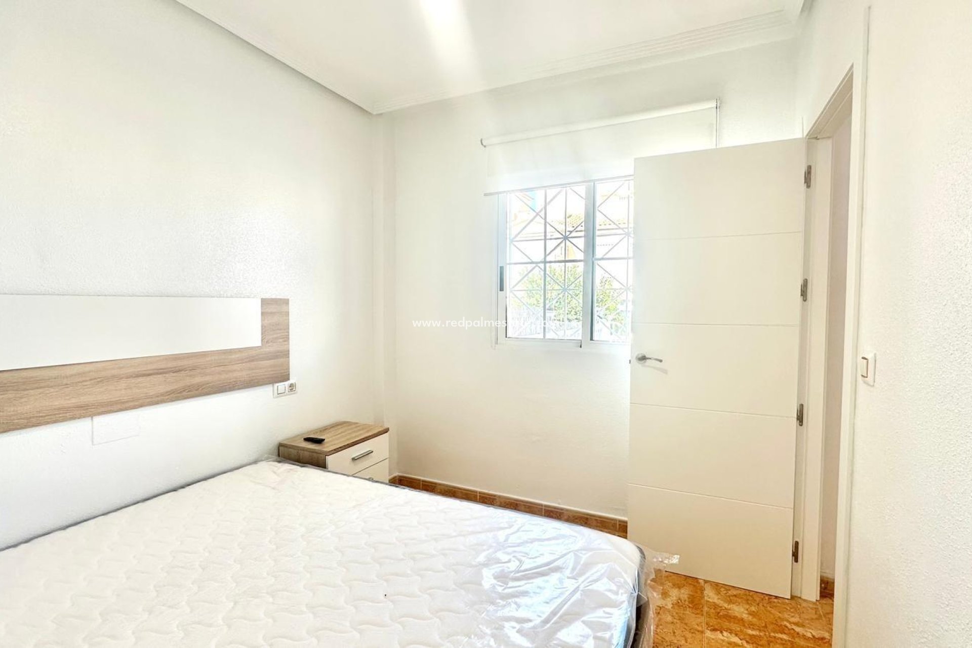 Reventa - Bungalow -
Torrevieja - Playa de los Locos