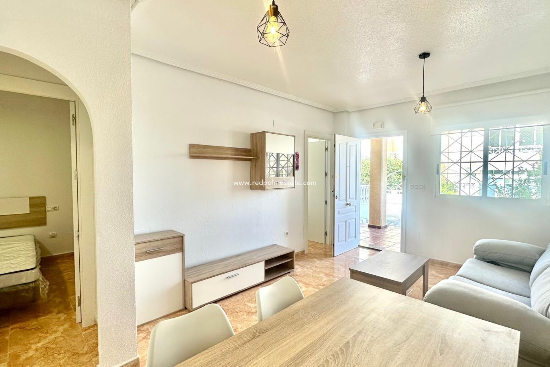 Reventa - Bungalow -
Torrevieja - Playa de los Locos