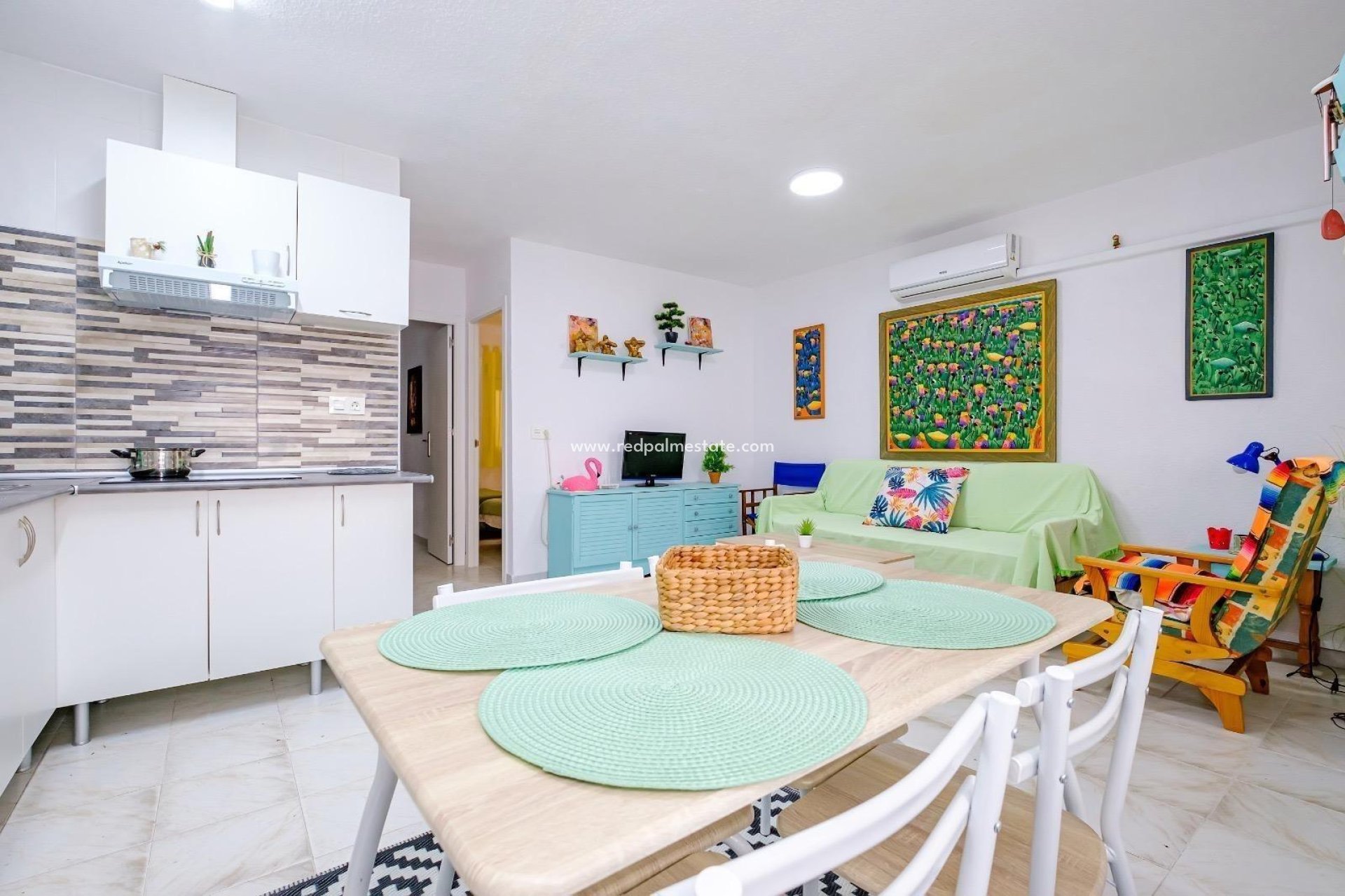 Reventa - Bungalow -
Torrevieja - Playa de los Naufragos