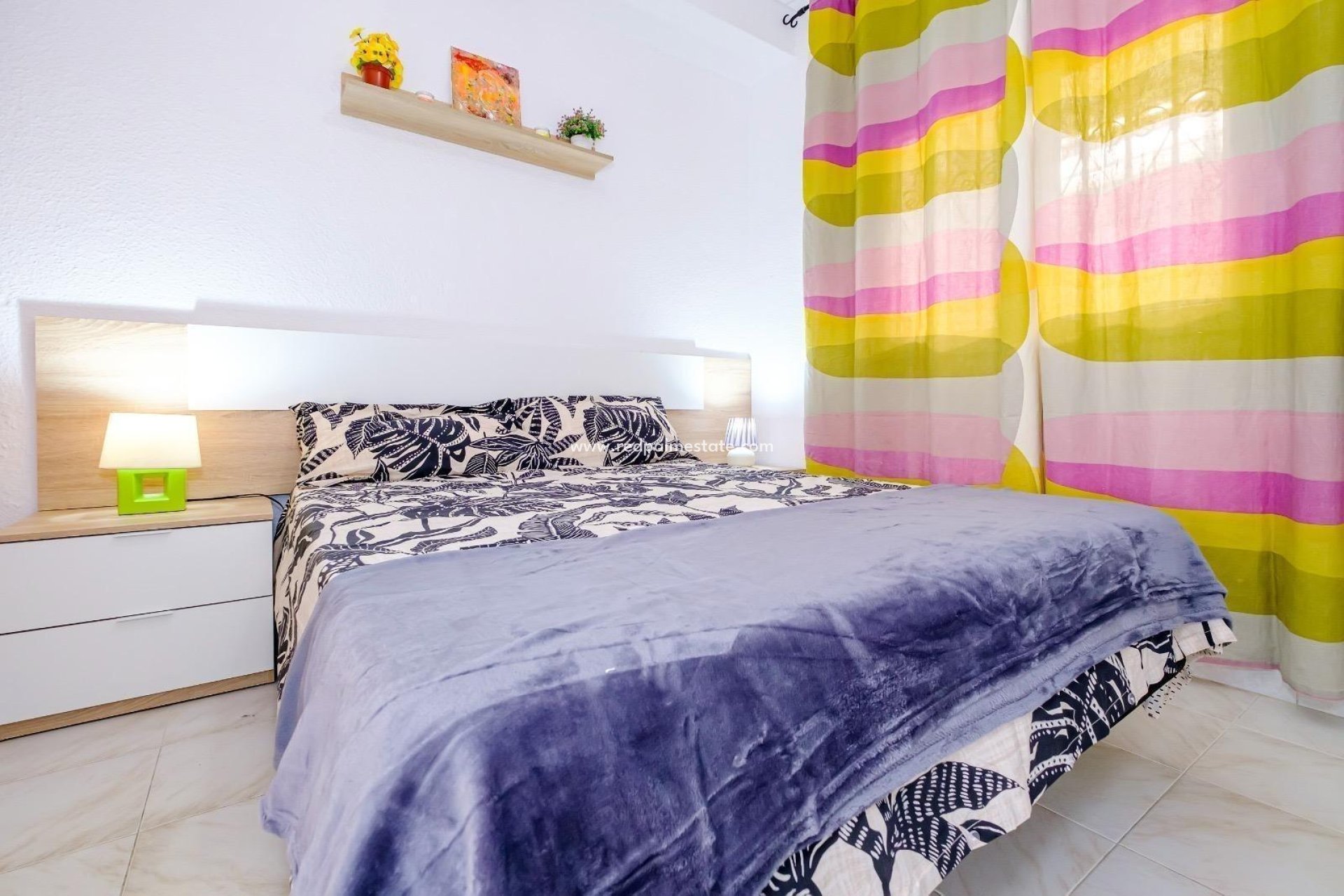 Reventa - Bungalow -
Torrevieja - Playa de los Naufragos