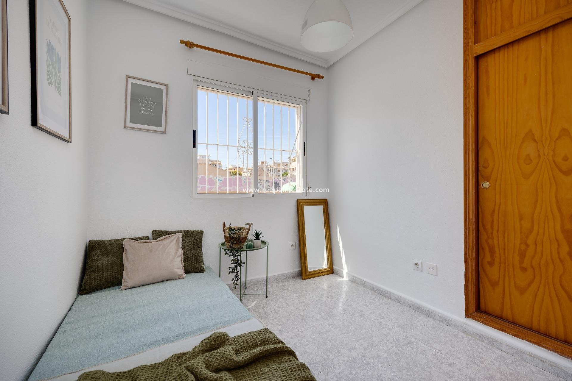 Reventa - Bungalow -
Torrevieja - Rosaleda-los frutales